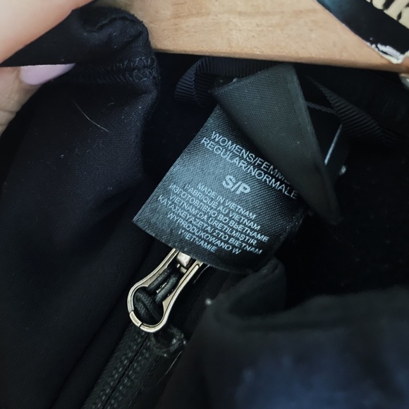 Black North Face Jacket - Picture 3 of 3